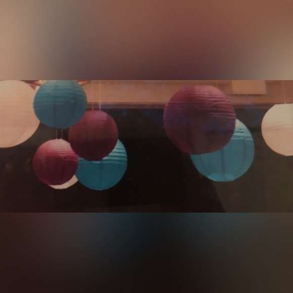 10 Party Lanterns 🏮 - Picture 5 of 5